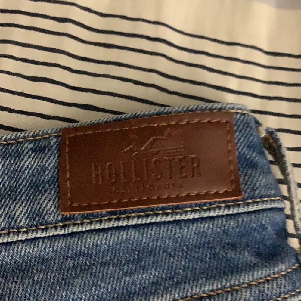 Hollister jeans - Picture 9 of 14